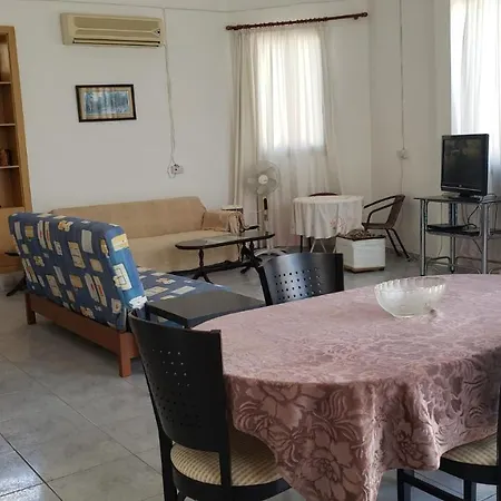 Σπίτι διακοπών Country House In Letymvou *